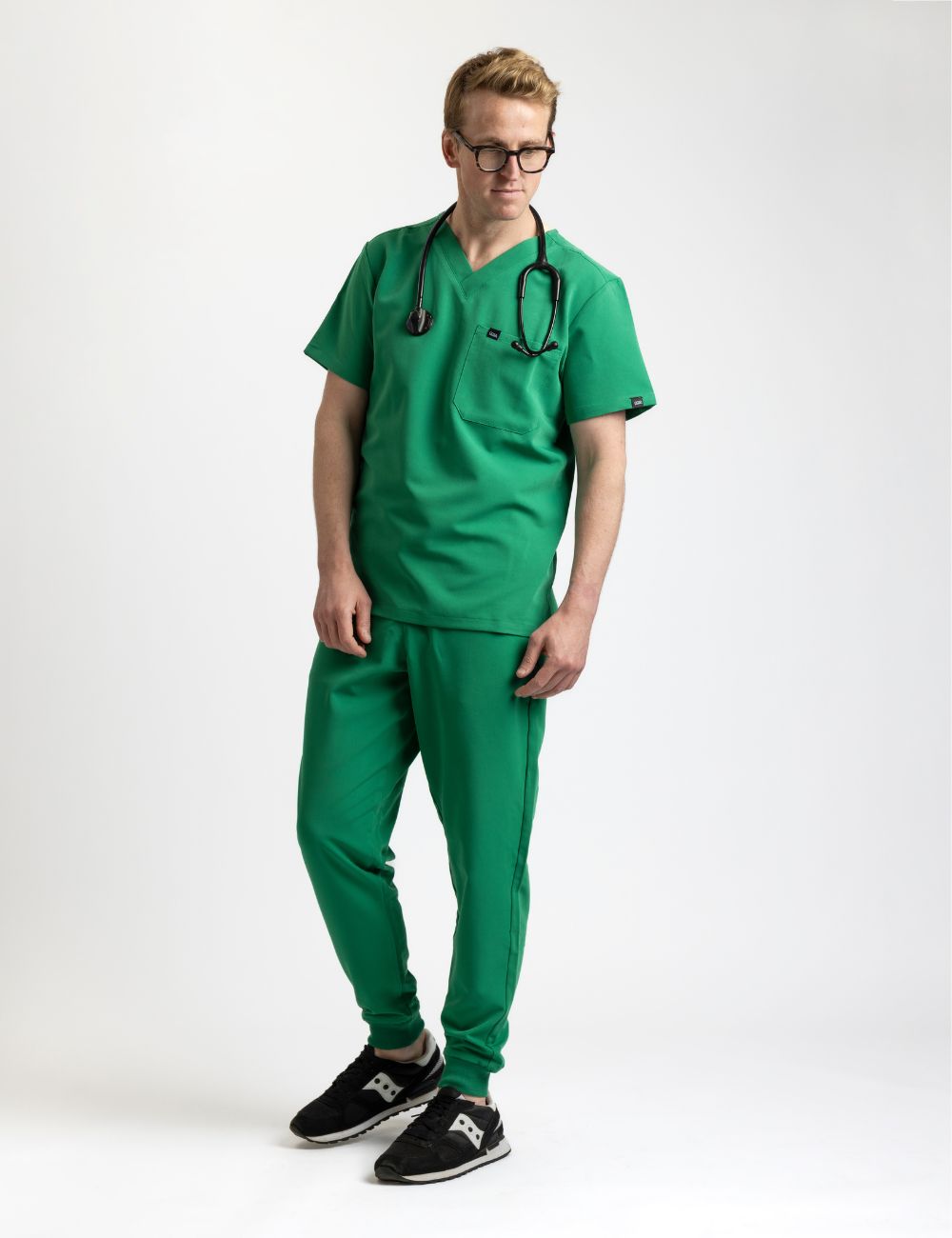 How to Choose the Right Scrubs for Your Clinic