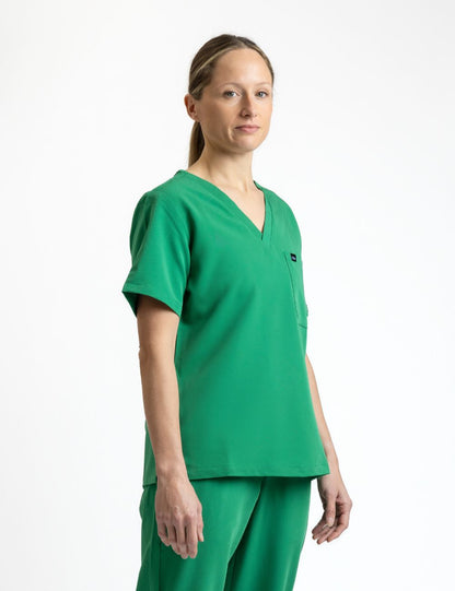 Female green scrub top– Cosa Workwear