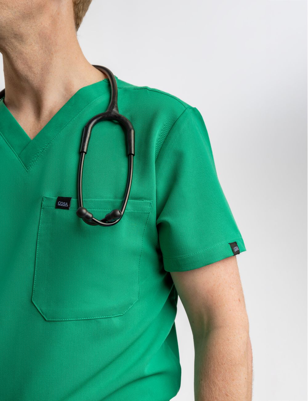 Male green scrub top with pocket – Cosa Workwear